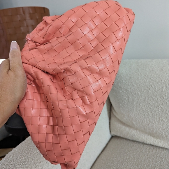 Authentic Bottega Veneta Pouch - Picture 2 of 8